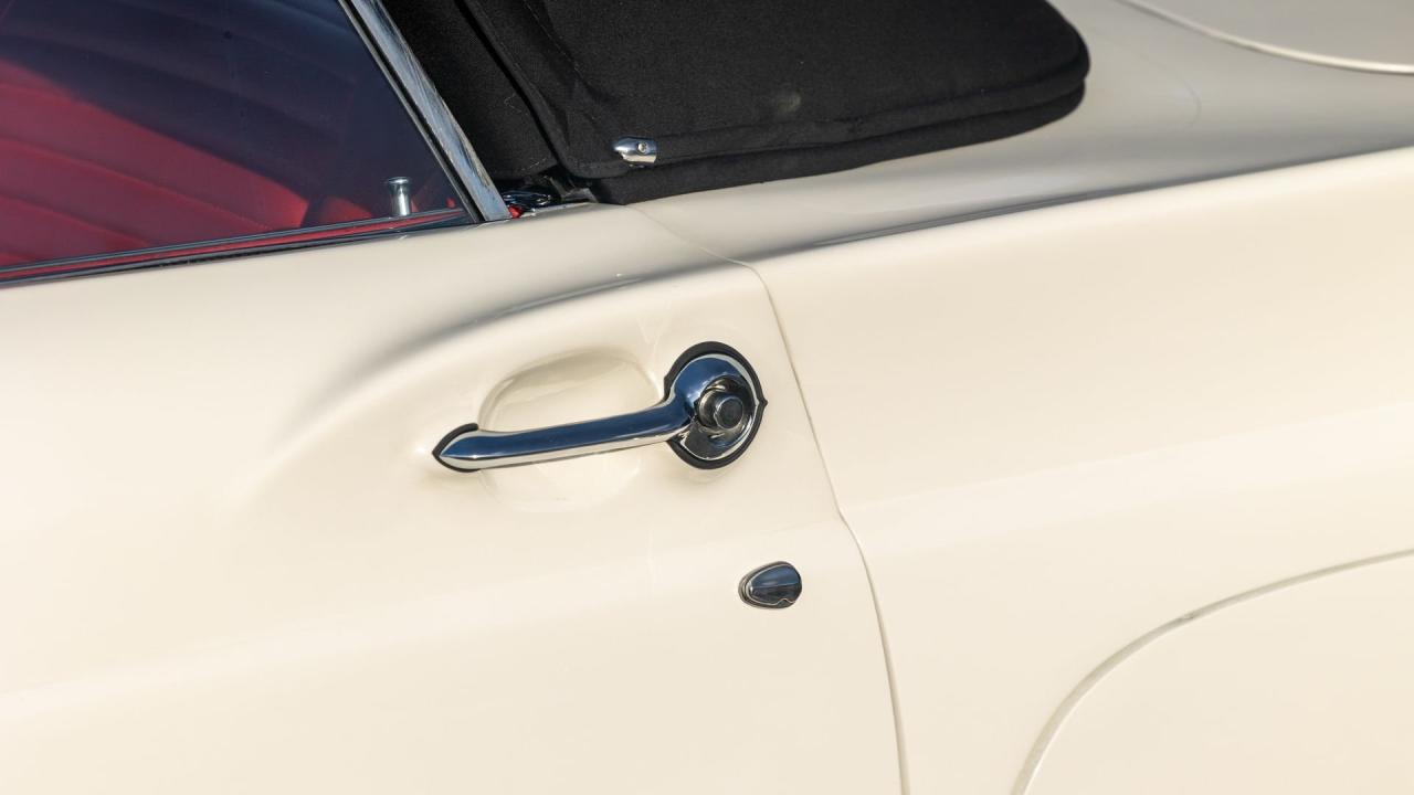 1957 Ford Thunderbird