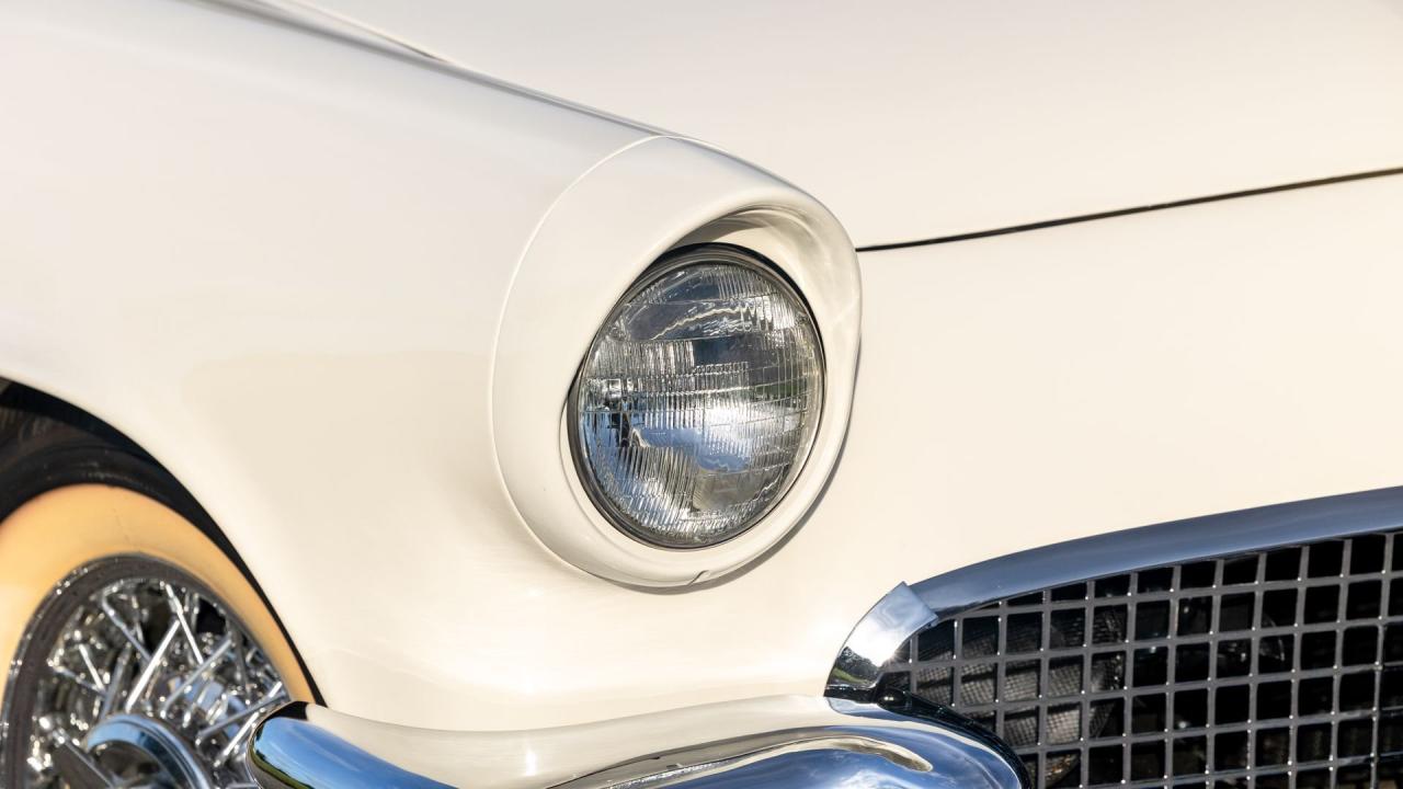 1957 Ford Thunderbird