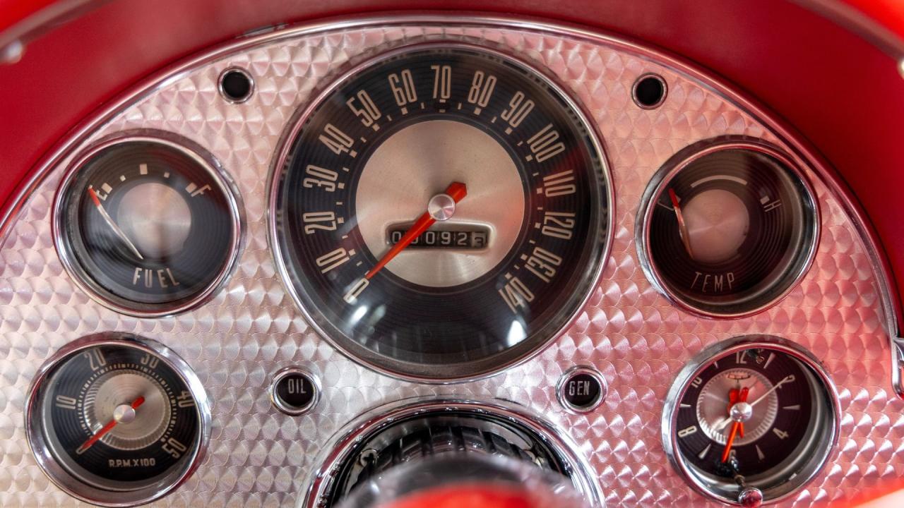 1957 Ford Thunderbird