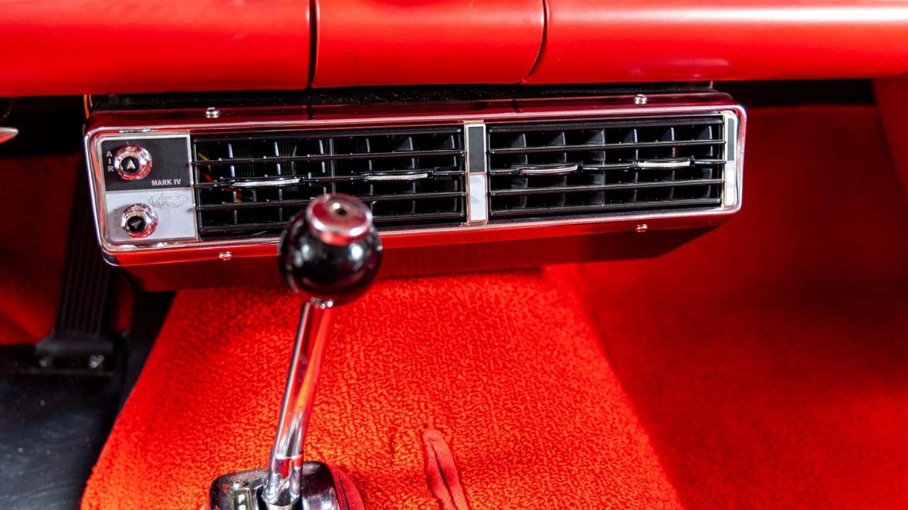 1957 Ford Thunderbird