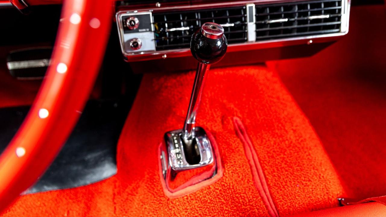 1957 Ford Thunderbird