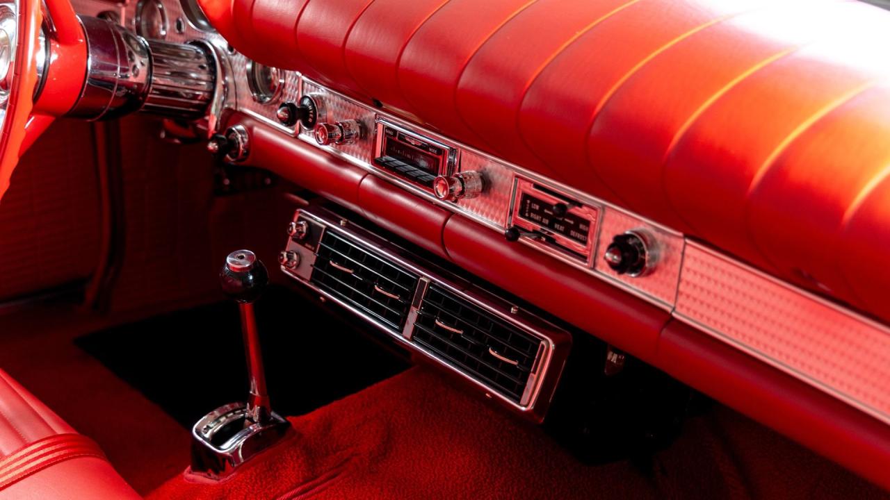 1957 Ford Thunderbird