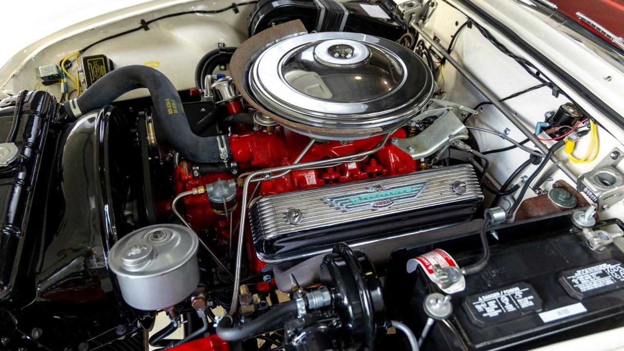 1957 Ford Thunderbird