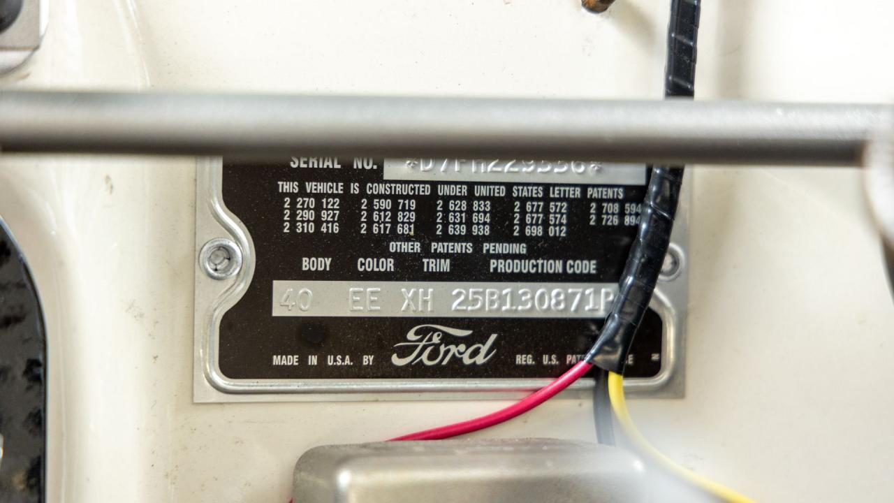 1957 Ford Thunderbird