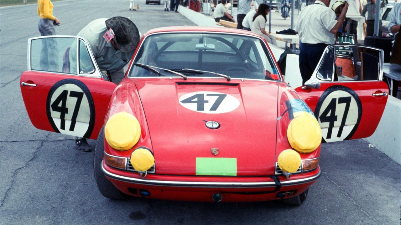 1965 Porsche 911 ex-1967 Daytona 24 Hours Winner