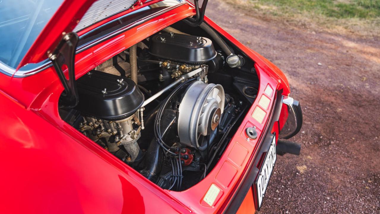 1965 Porsche 911 ex-1967 Daytona 24 Hours Winner