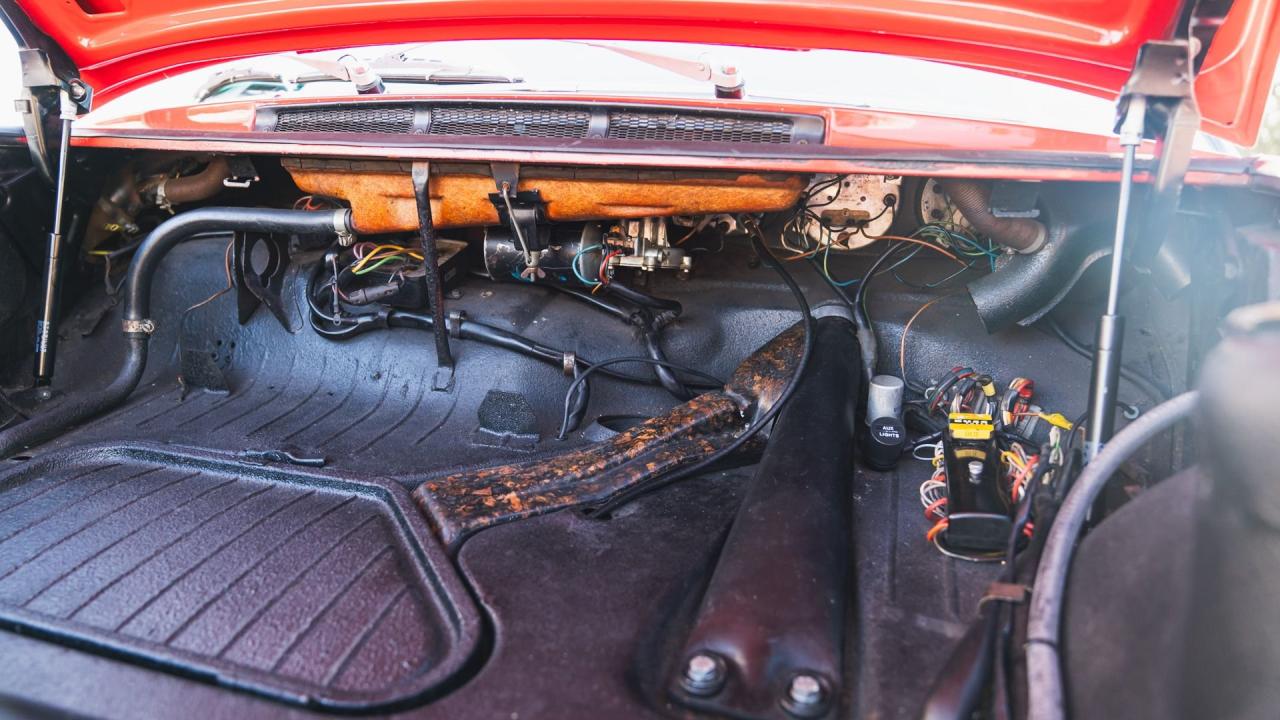 1965 Porsche 911 ex-1967 Daytona 24 Hours Winner