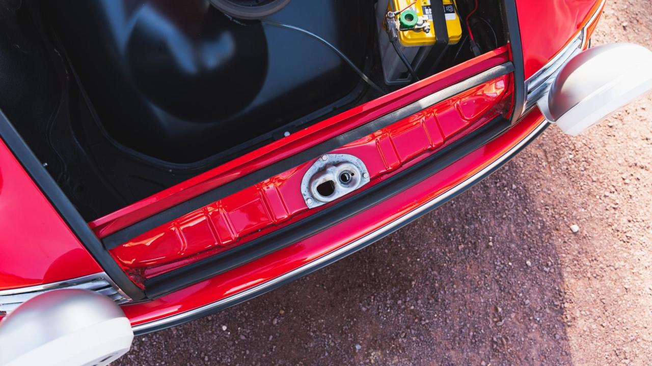 1965 Porsche 911 ex-1967 Daytona 24 Hours Winner