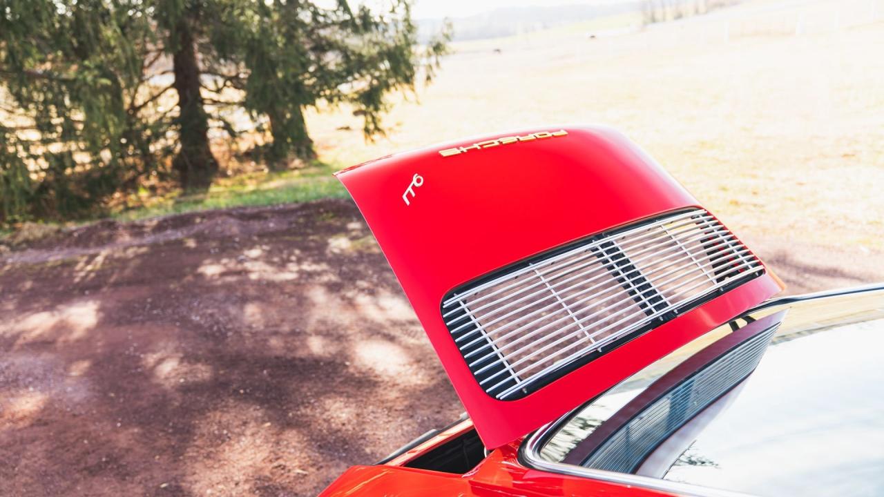1965 Porsche 911 ex-1967 Daytona 24 Hours Winner