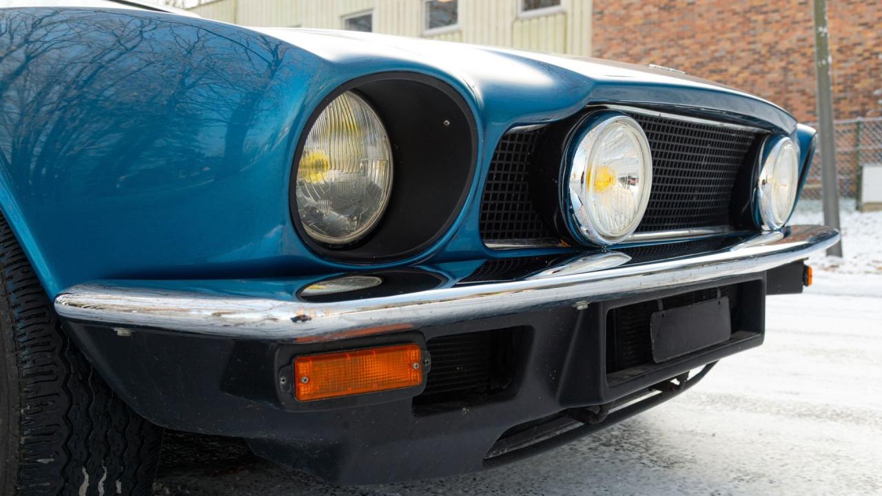 1986 Aston Martin V8 Volante