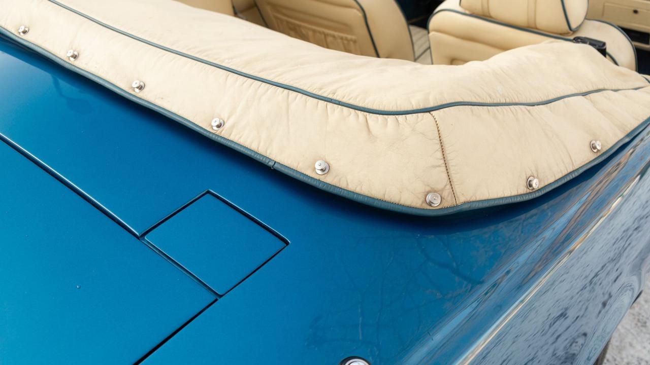 1986 Aston Martin V8 Volante