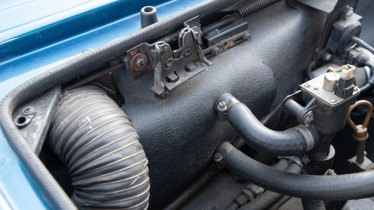 1986 Aston Martin V8 Volante