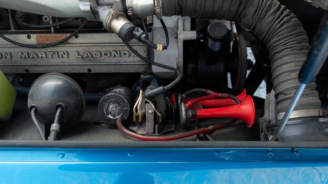 1986 Aston Martin V8 Volante