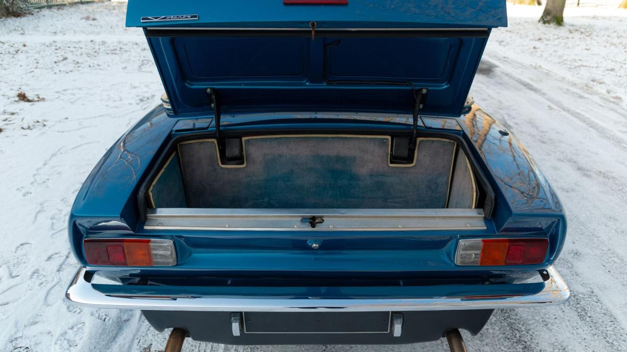 1986 Aston Martin V8 Volante