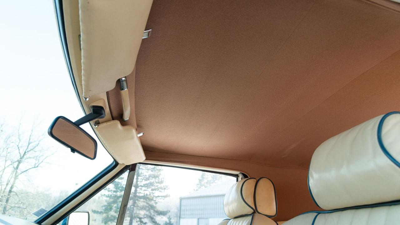 1986 Aston Martin V8 Volante