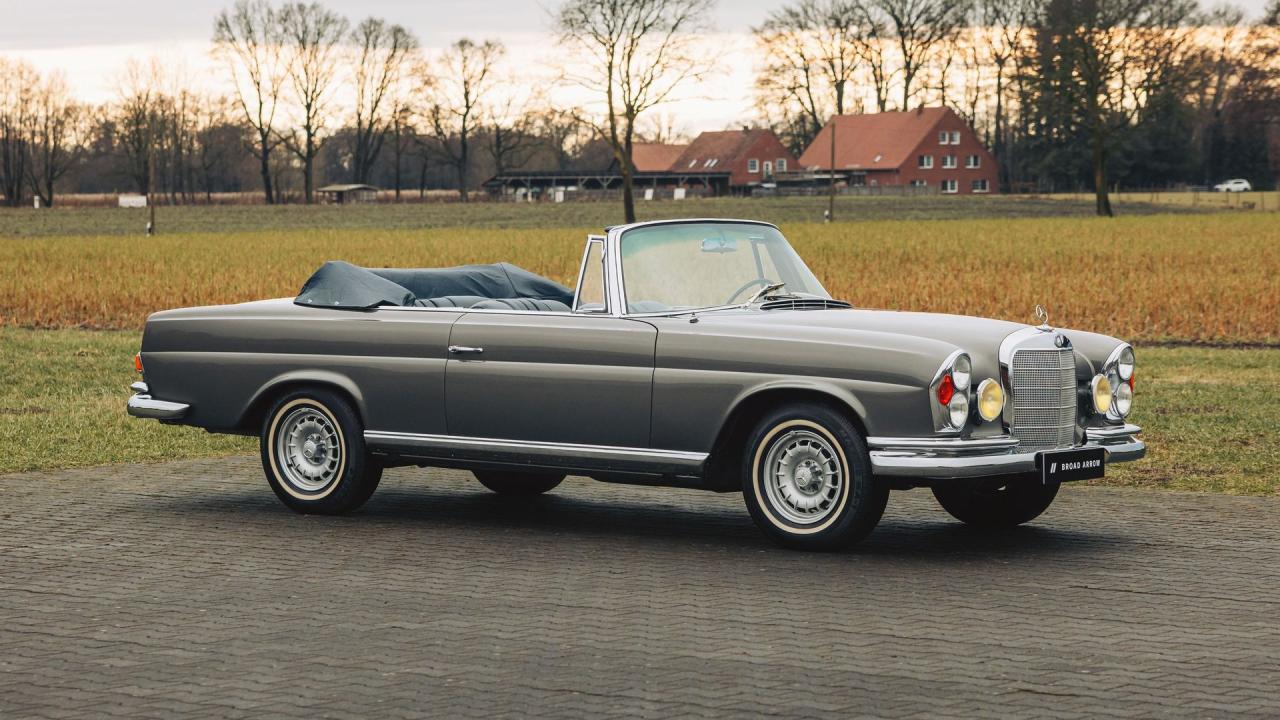 1967 Mercedes - Benz 250 SE Cabriolet