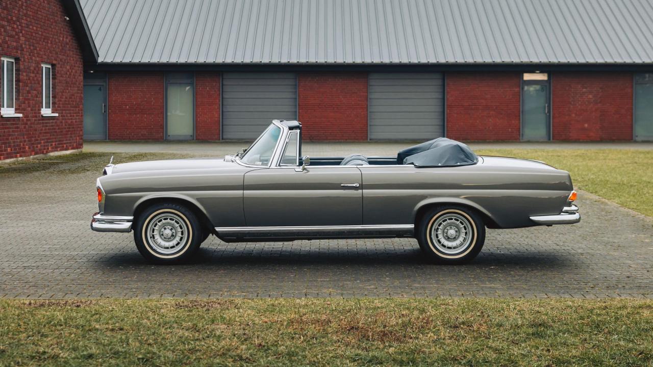 1967 Mercedes - Benz 250 SE Cabriolet