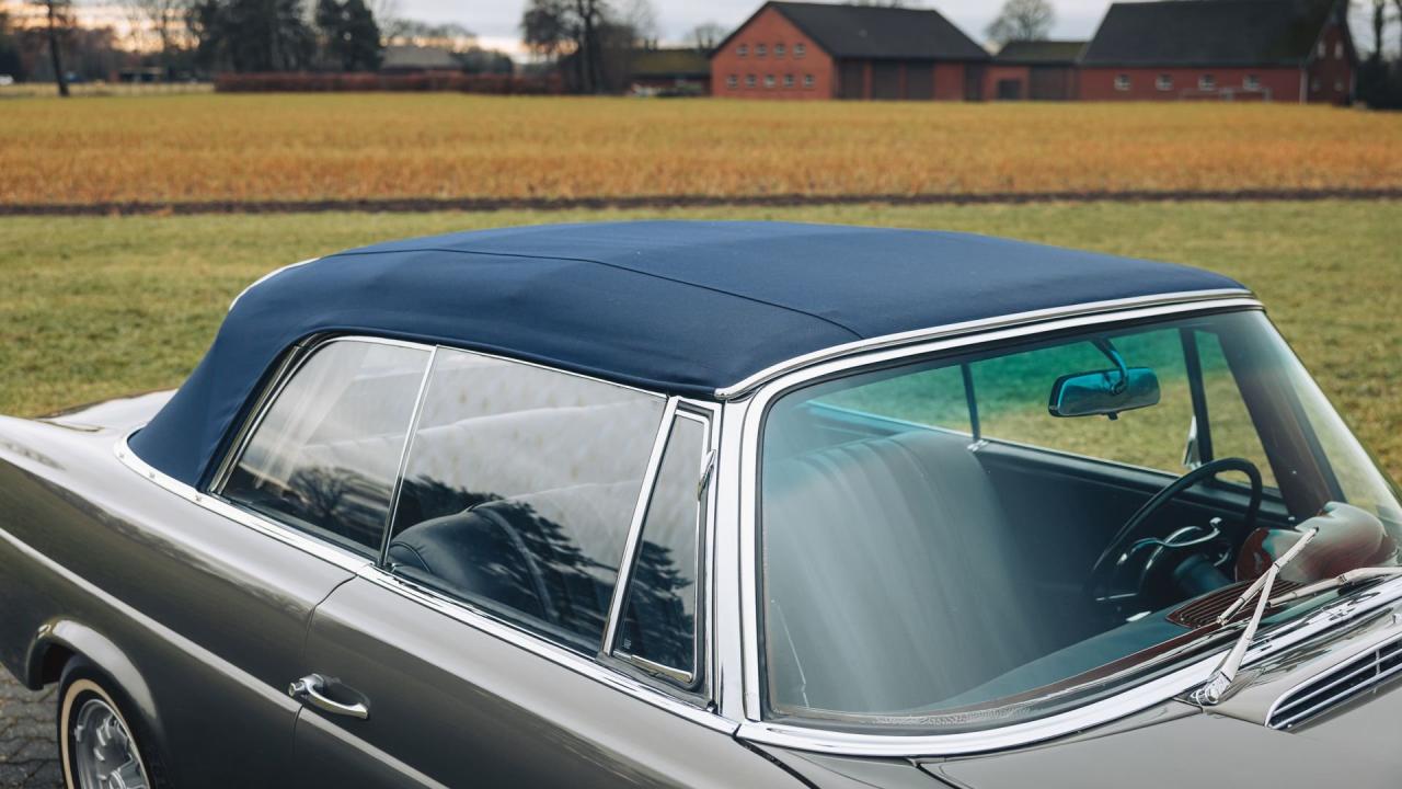 1967 Mercedes - Benz 250 SE Cabriolet