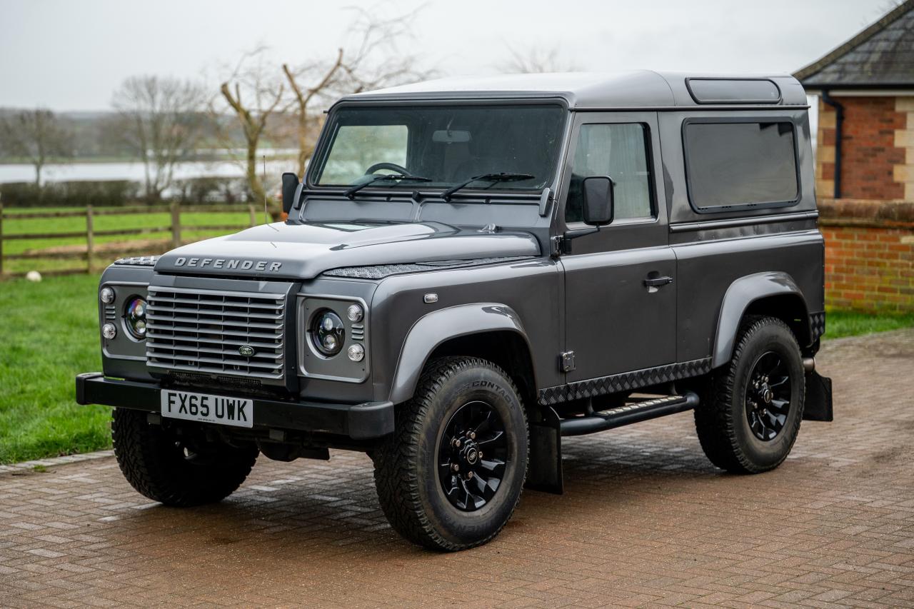 2015 Land Rover Defender 90 XS Hard Top
