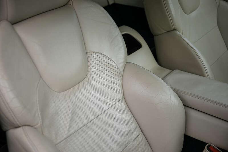 2003 Aston Martin Vanquish