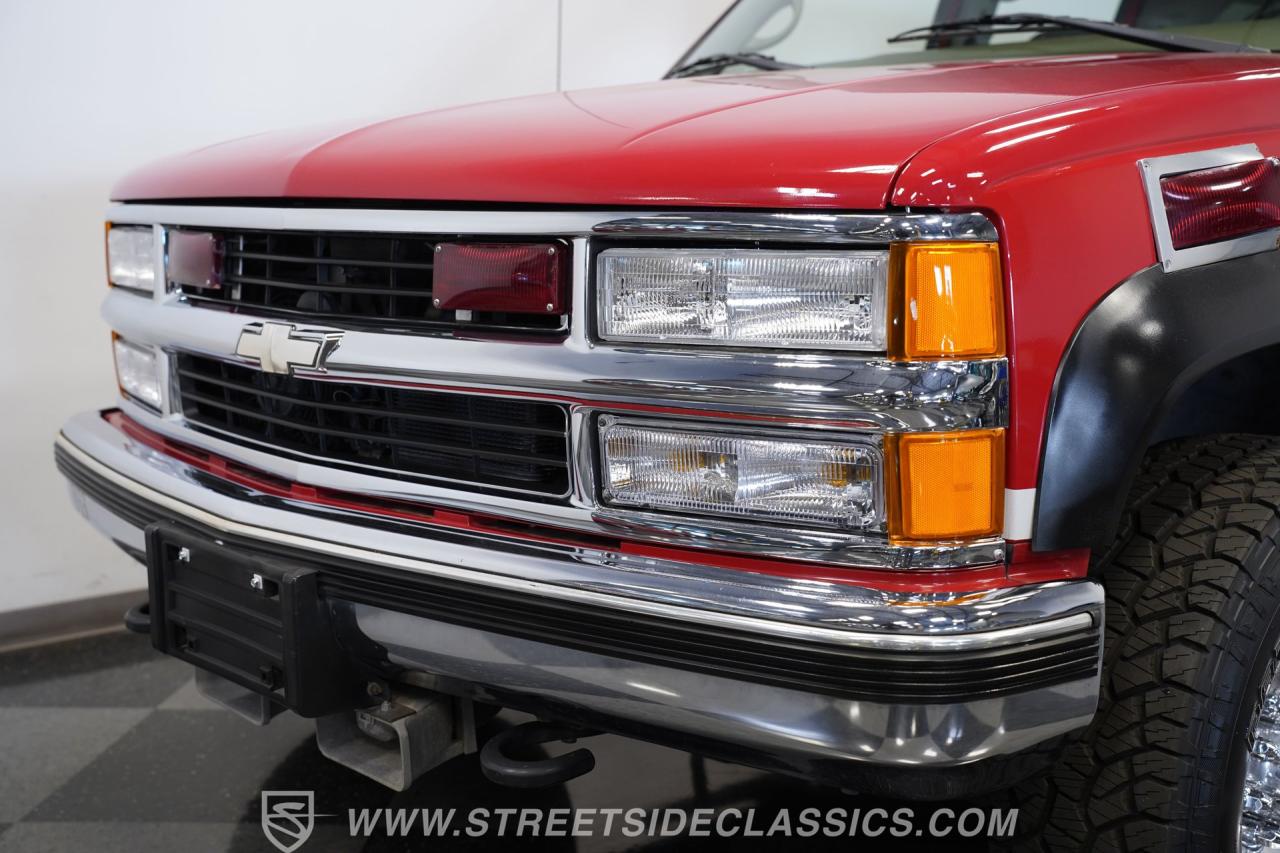 1999 Chevrolet Suburban 2500 4X4