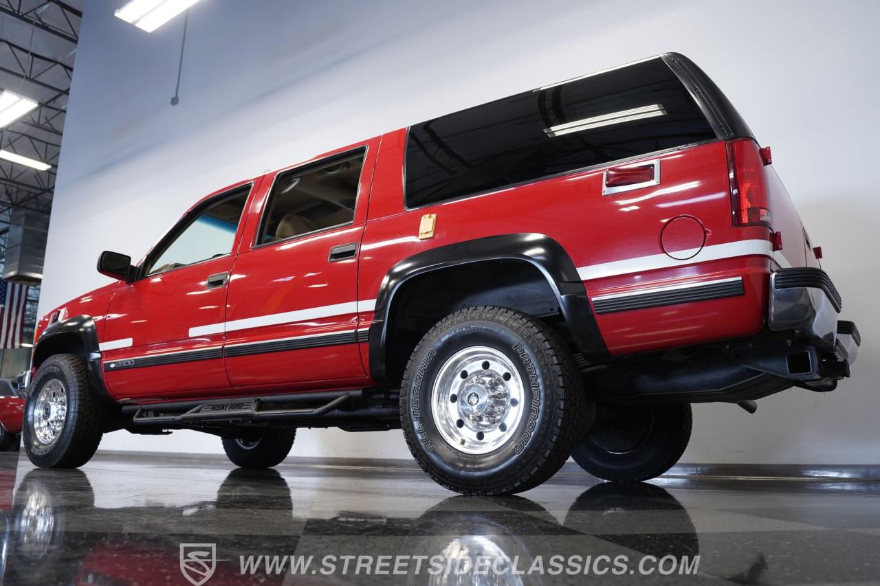1999 Chevrolet Suburban 2500 4X4