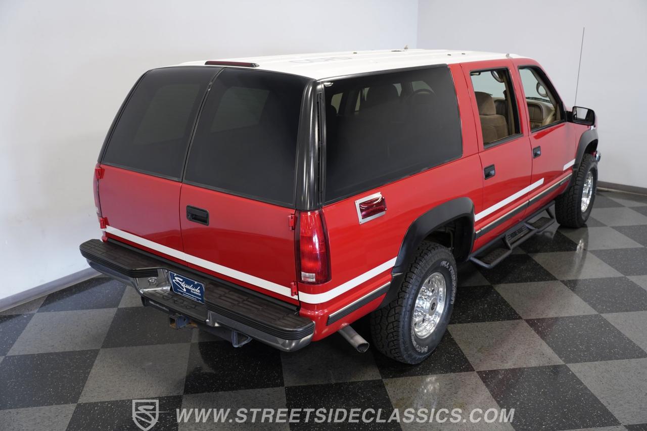 1999 Chevrolet Suburban 2500 4X4