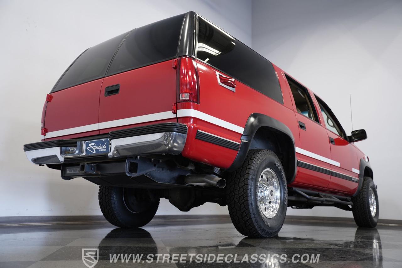 1999 Chevrolet Suburban 2500 4X4