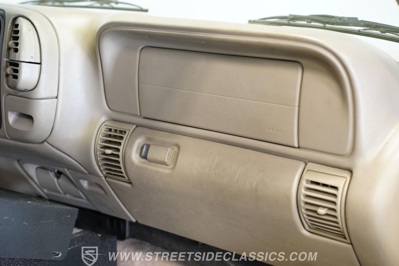 1999 Chevrolet Suburban 2500 4X4