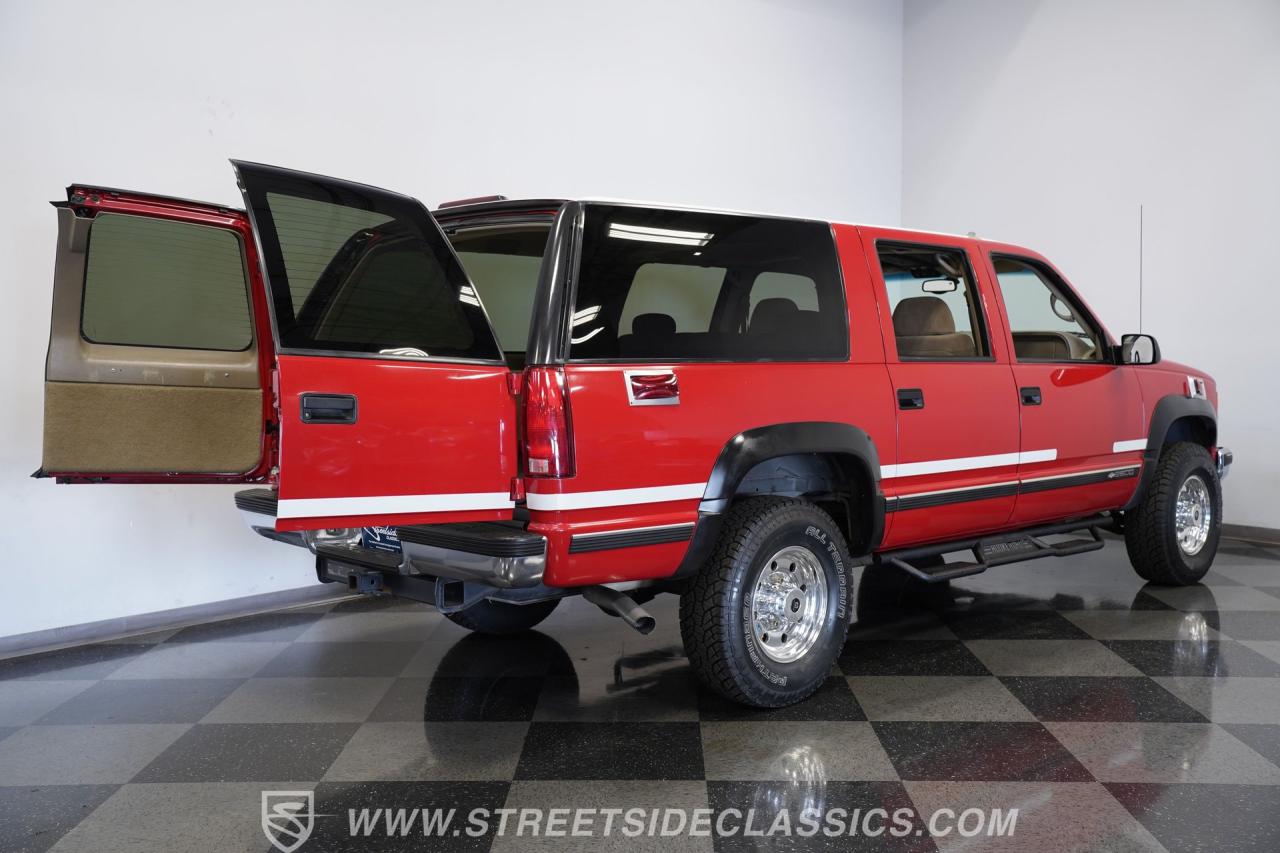 1999 Chevrolet Suburban 2500 4X4