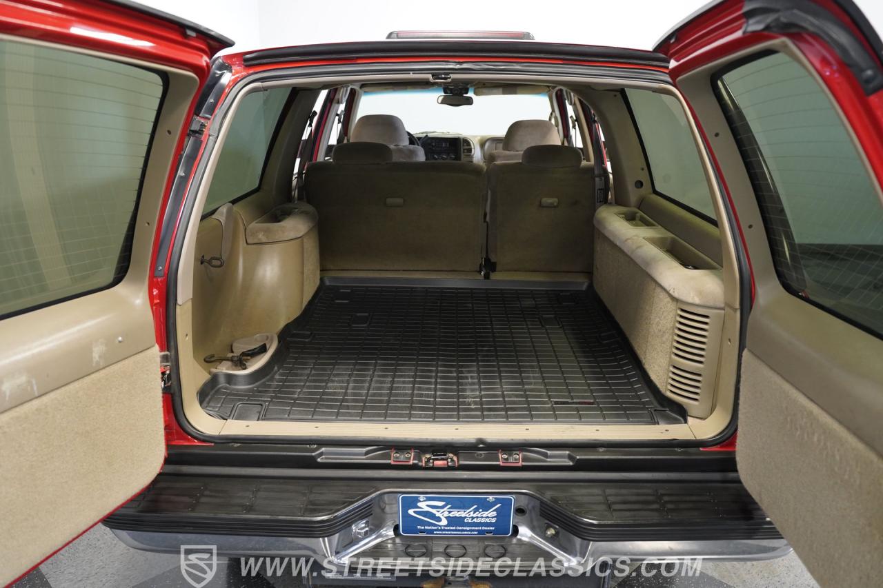 1999 Chevrolet Suburban 2500 4X4