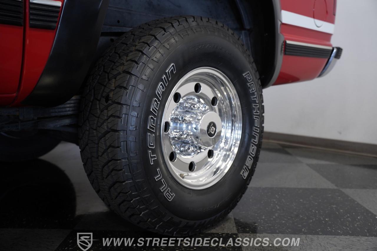 1999 Chevrolet Suburban 2500 4X4