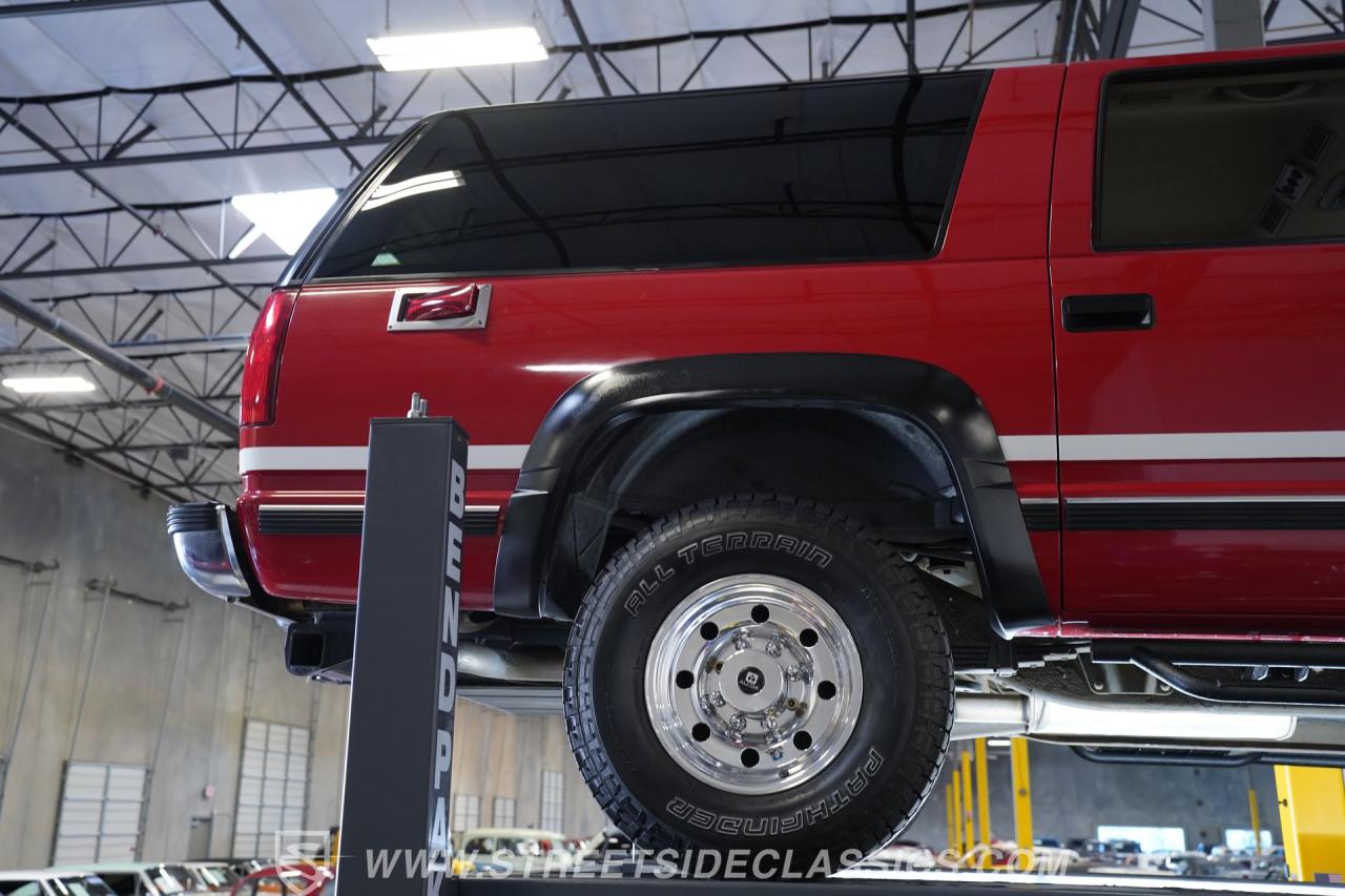 1999 Chevrolet Suburban 2500 4X4