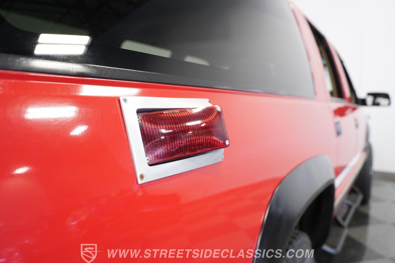 1999 Chevrolet Suburban 2500 4X4