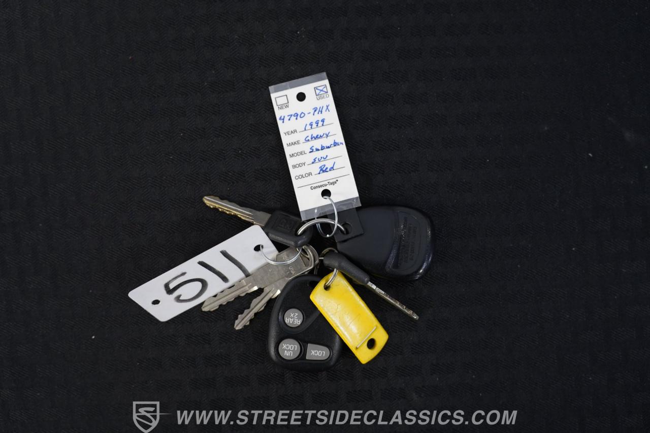 1999 Chevrolet Suburban 2500 4X4