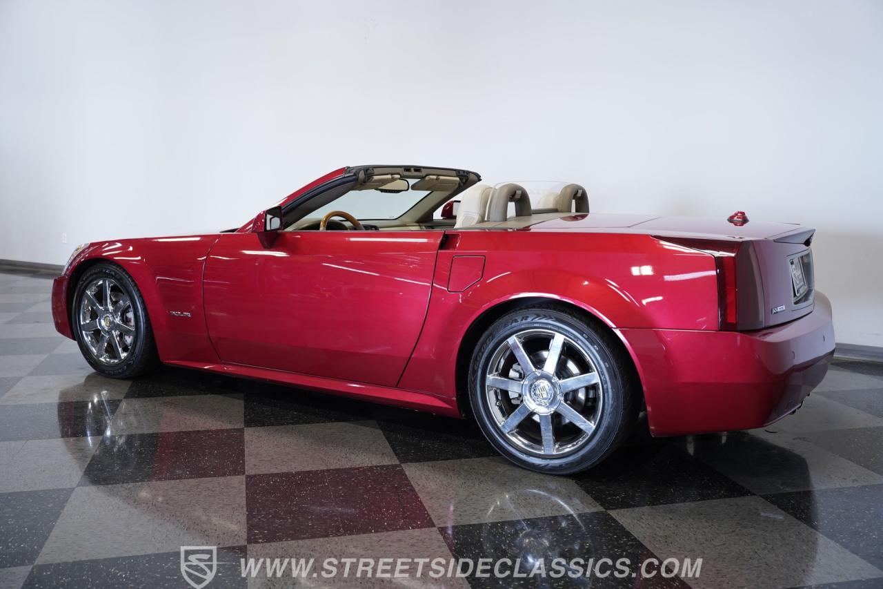 2005 Cadillac XLR