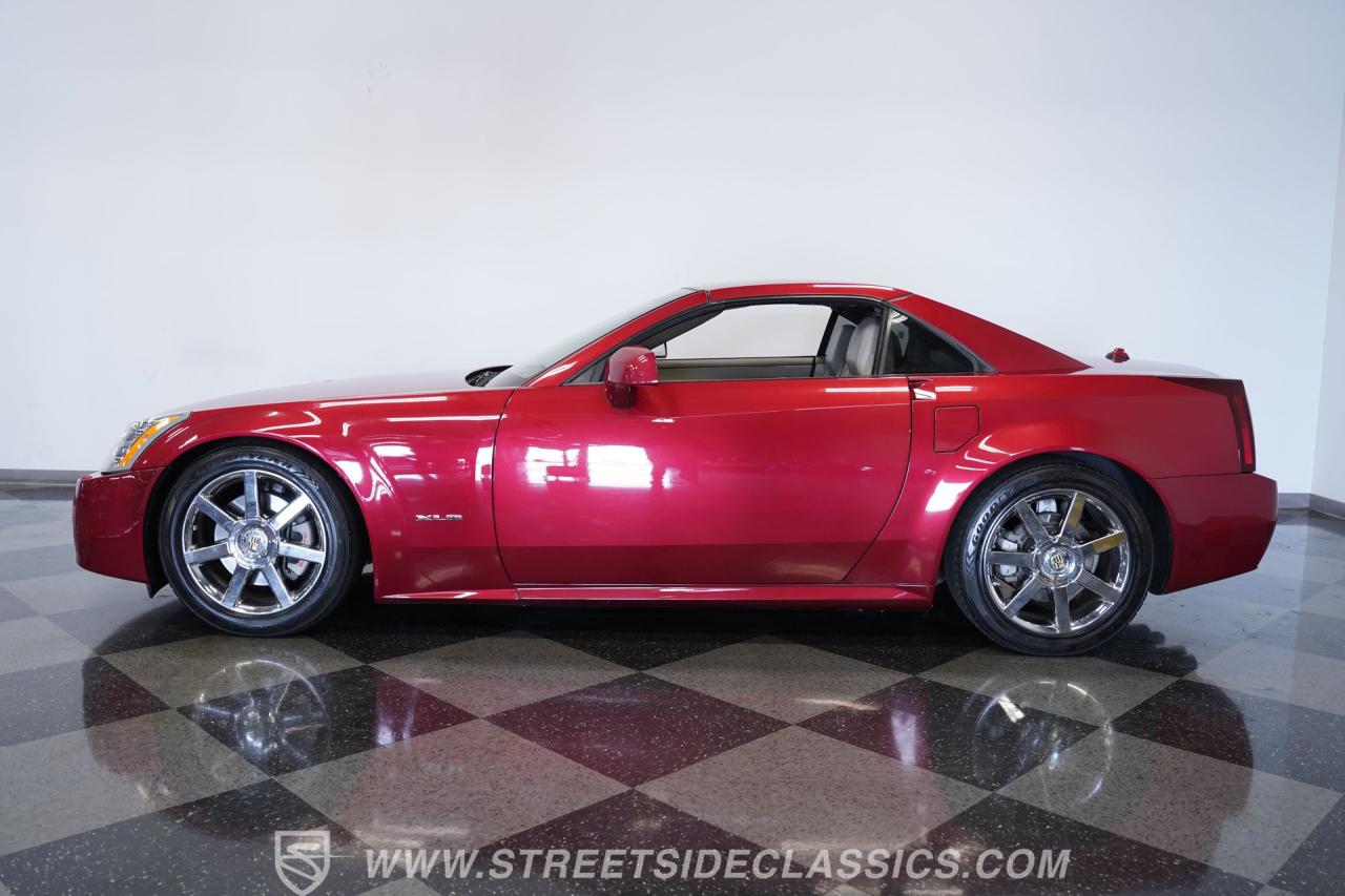 2005 Cadillac XLR