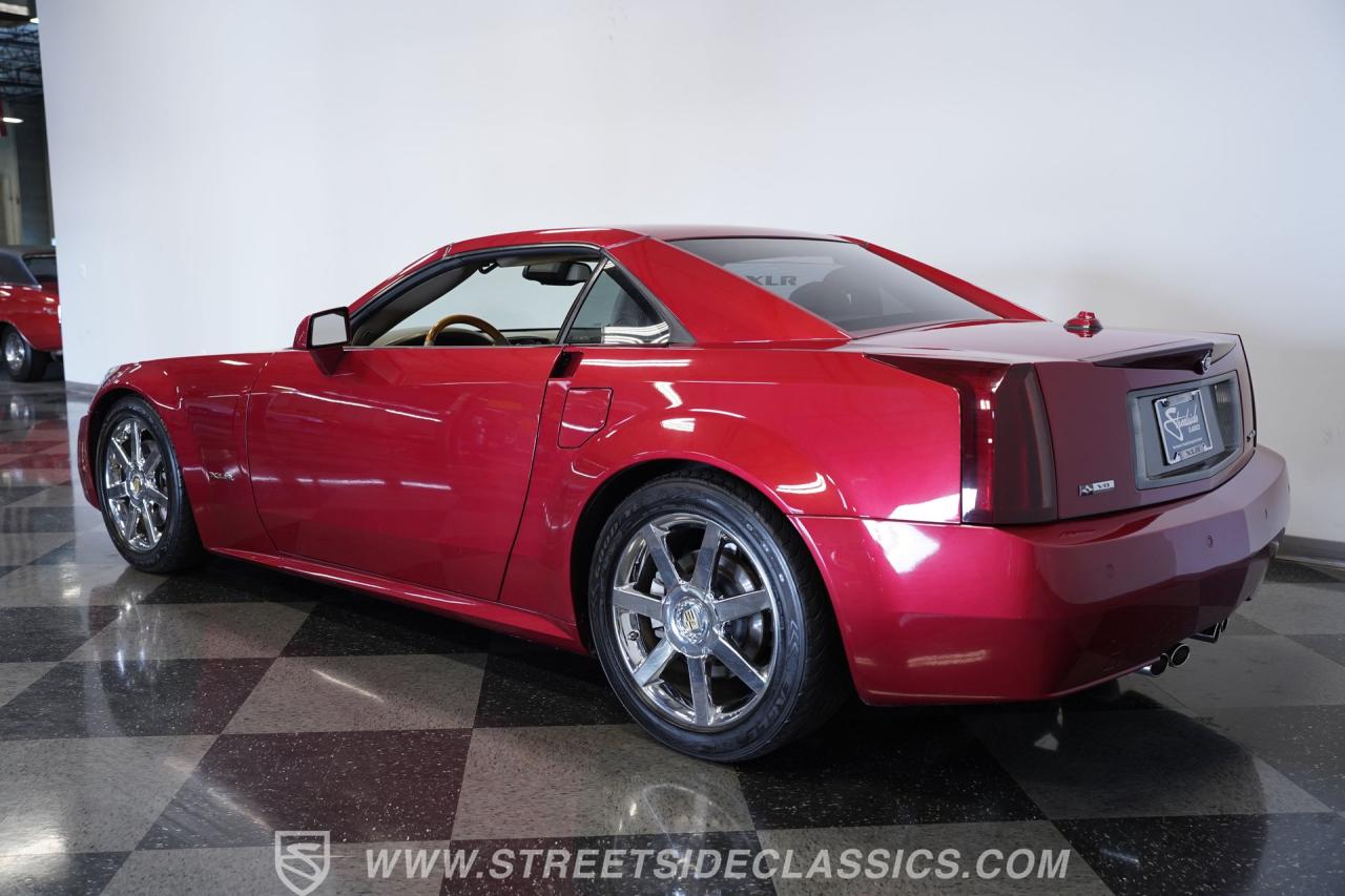 2005 Cadillac XLR
