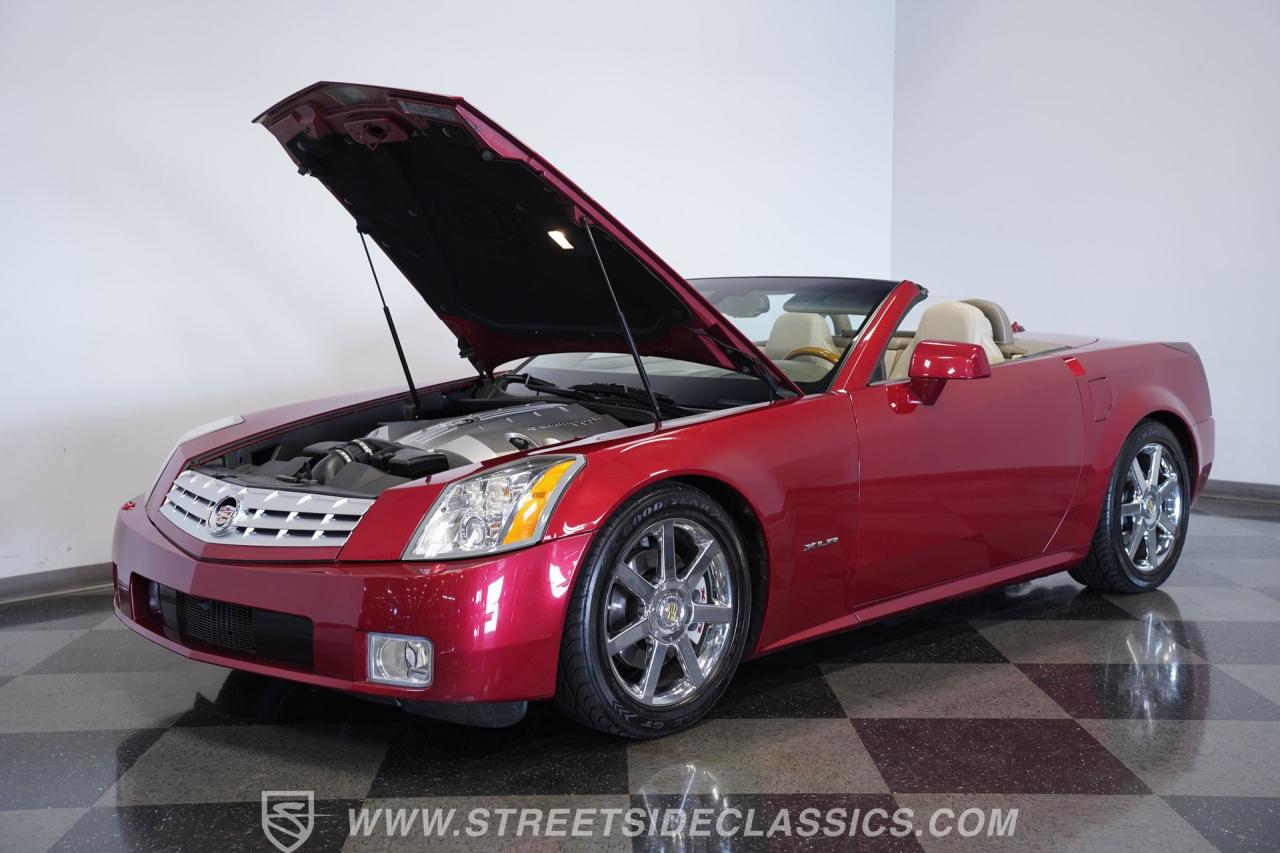 2005 Cadillac XLR