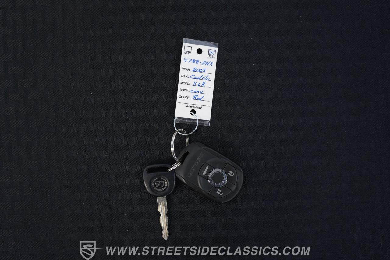 2005 Cadillac XLR