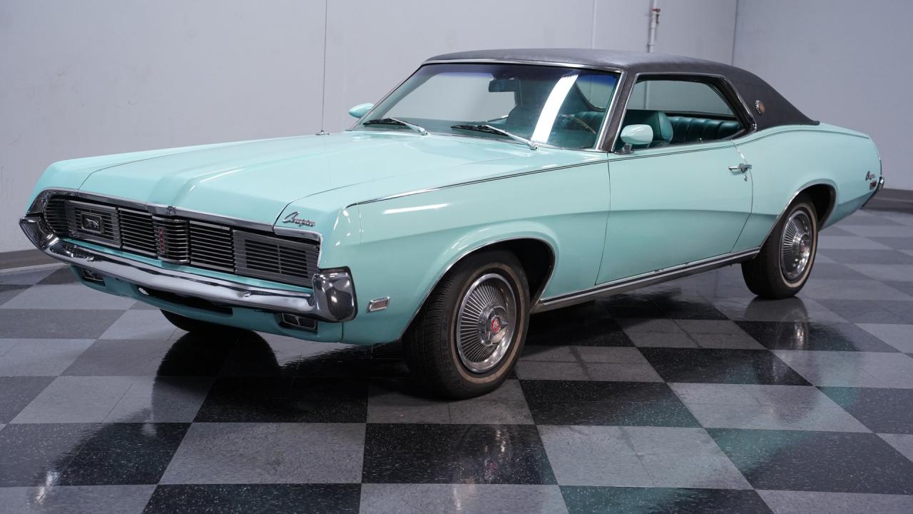 1969 Mercury Cougar XR7
