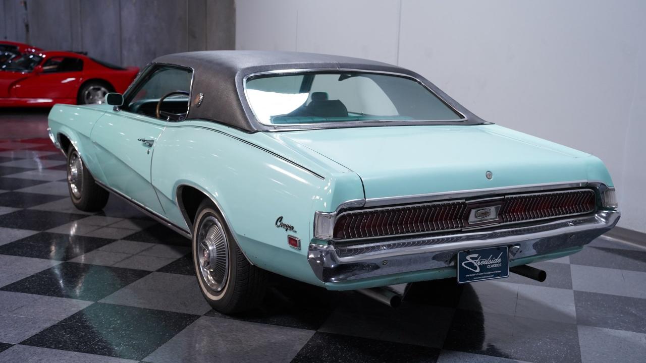 1969 Mercury Cougar XR7