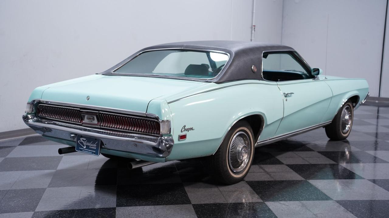 1969 Mercury Cougar XR7