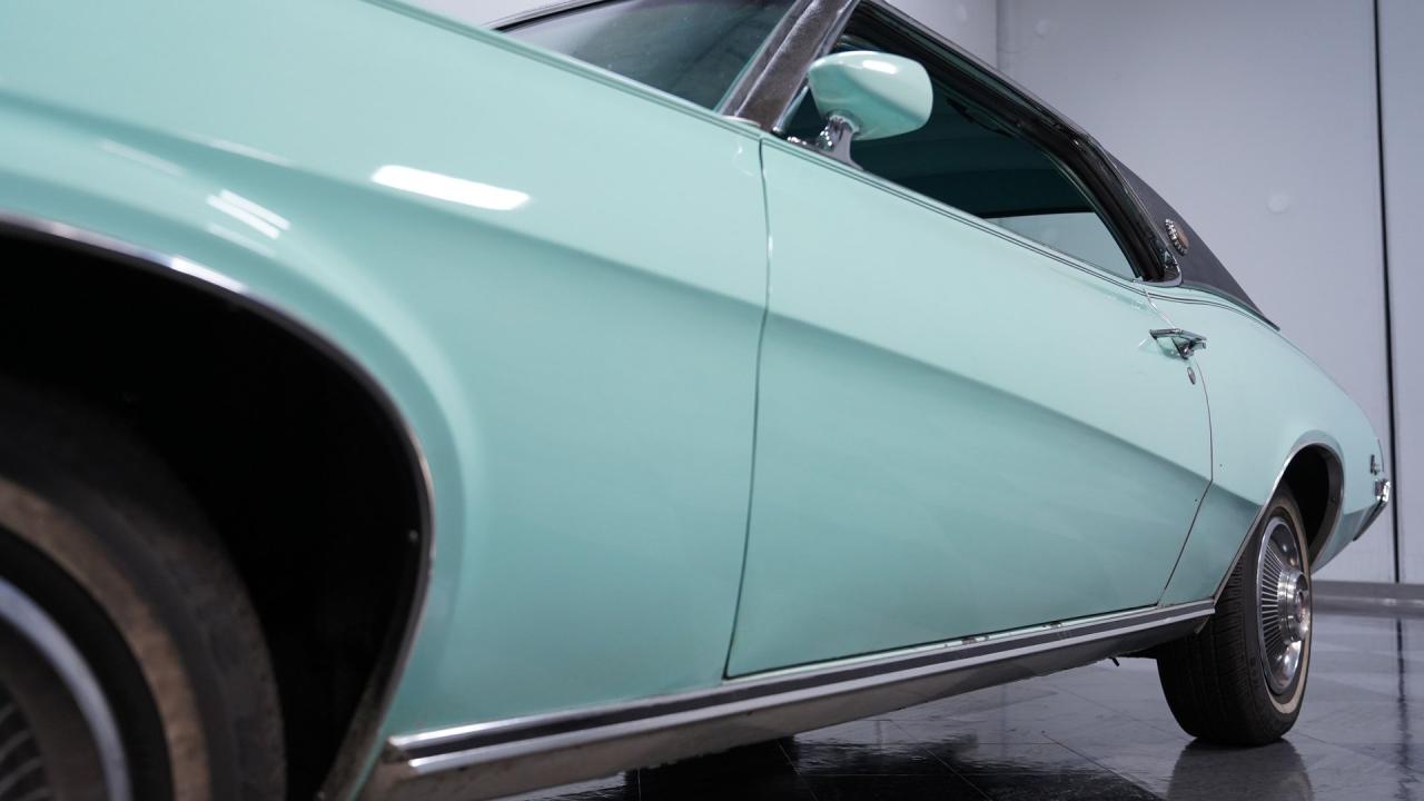 1969 Mercury Cougar XR7