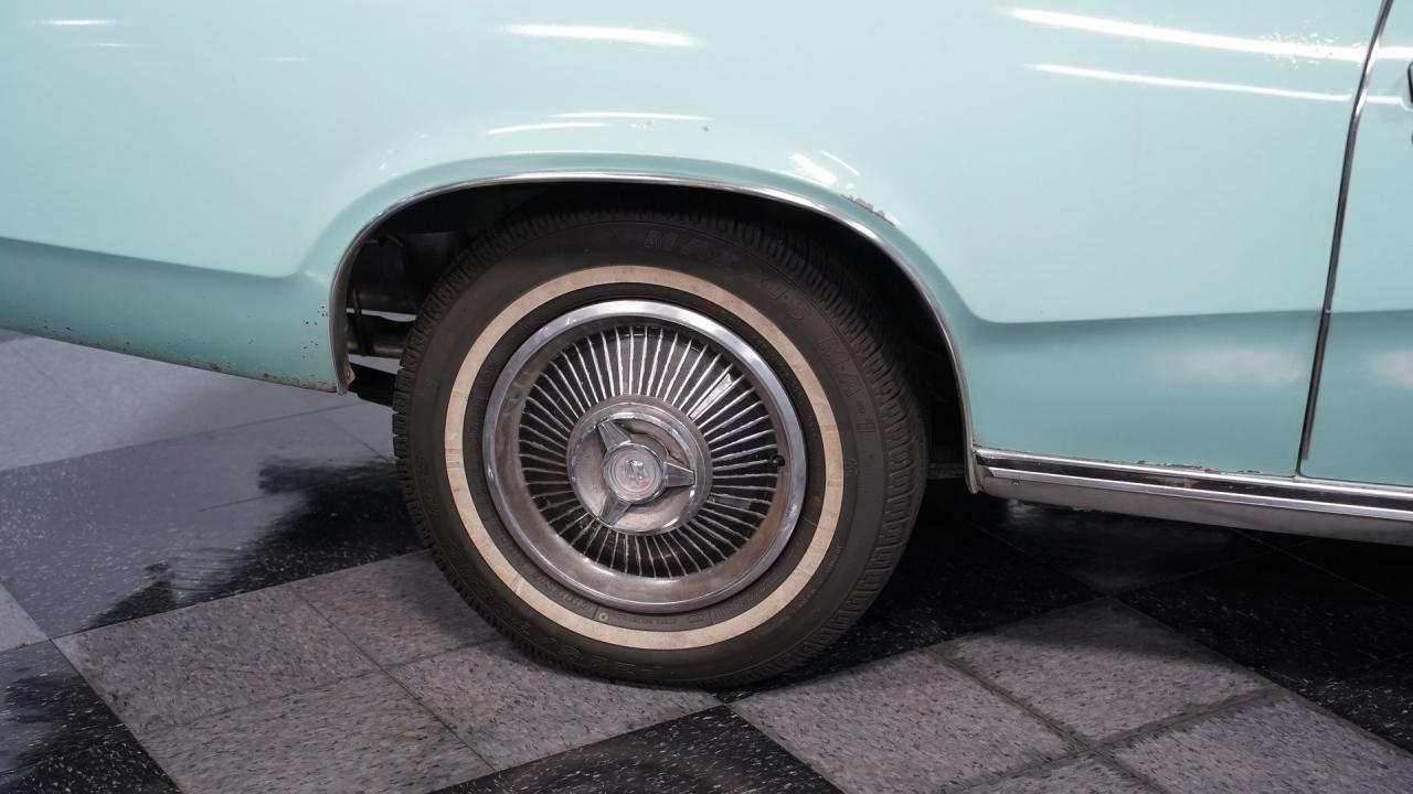 1969 Mercury Cougar XR7