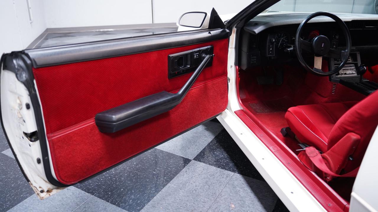 1986 Chevrolet Camaro IROC Z28