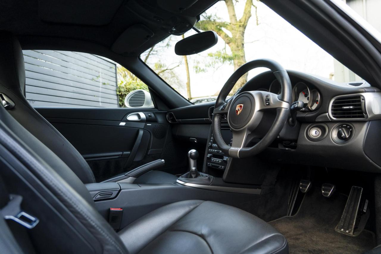 2010 Porsche 911 (997.2) Turbo