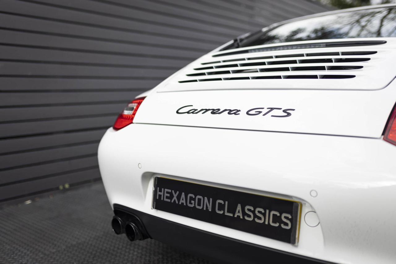 2011 Porsche 911 (997.2) Carrera  GTS