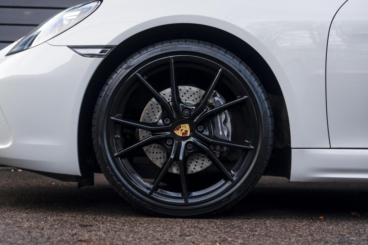 2020 Porsche 718 Boxster 2.0T