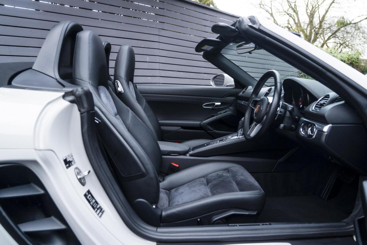 2020 Porsche 718 Boxster 2.0T